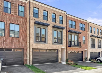 21740 Charing Cross Terrace - Photo 1