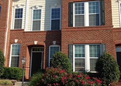 43593 Popes Creek Square - Photo 1