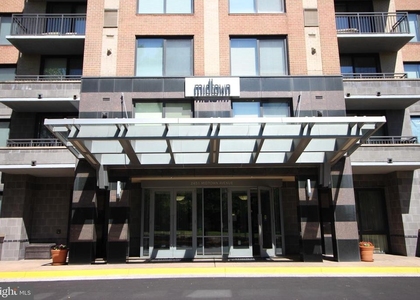 2451 Midtown Avenue - Photo 1