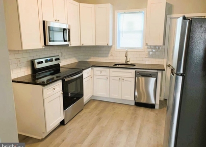 1314 S Myrtlewood Street - Photo 1