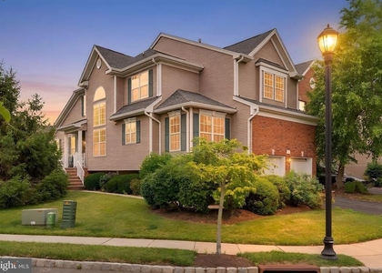 16 Cardiff Court - Photo 1