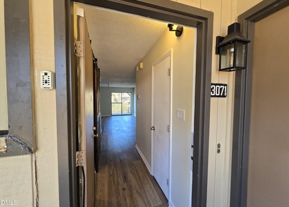 3071 Huntleigh Drive - Photo 1