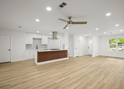 9006 Lodge Ct - Photo 1