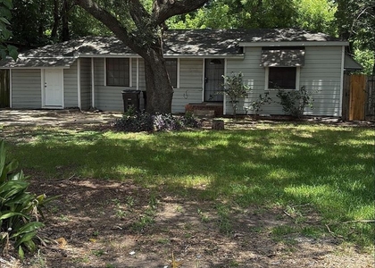 4723 Eppes Street - Photo 1