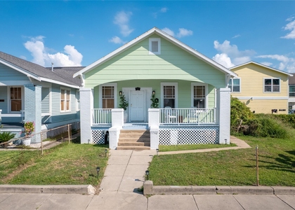 2912 Avenue R - Photo 1
