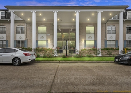 2601 Bellefontaine Street - Photo 1