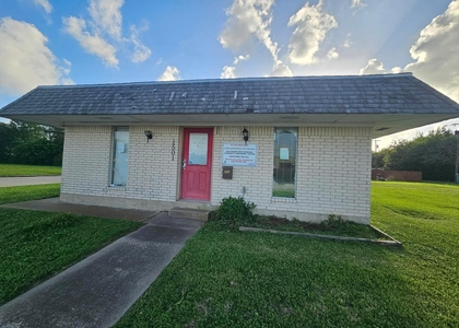 1501 6th Street N - Photo 1