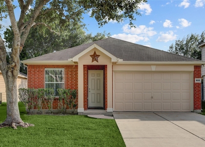 822 Crabapple Way - Photo 1