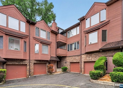 224b Washington - Photo 1
