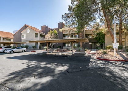 5054 S Rainbow Boulevard - Photo 1
