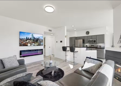 8501 W University Avenue - Photo 1