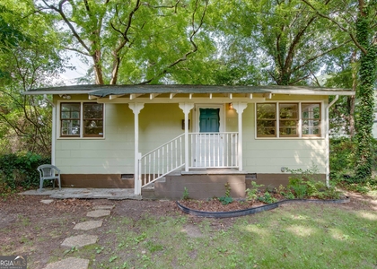 1318 Elizabeth Lane - Photo 1