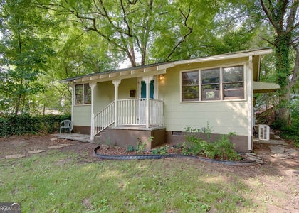 1318 Elizabeth Lane - Photo 1