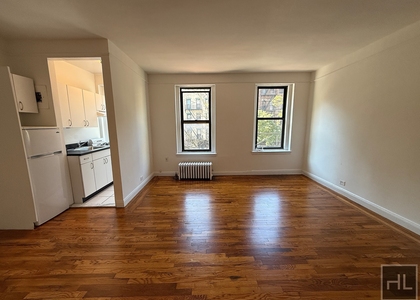 E 58th St - Photo 1