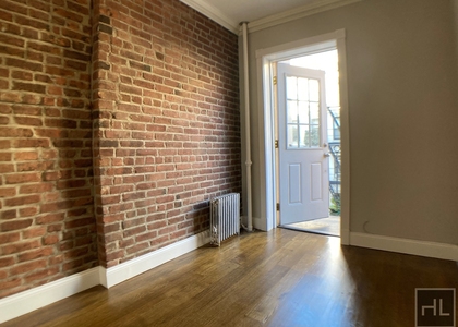 West 53 Street - Photo 1