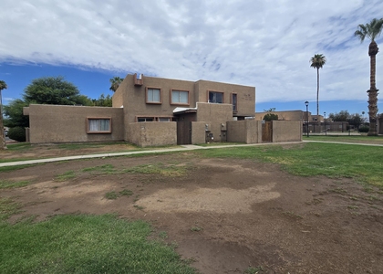 1447 N 53rd Drive - Photo 1