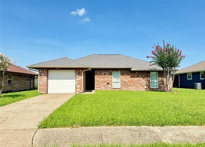3934 6th Street - Photo 1