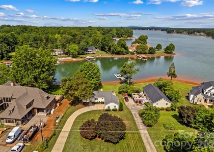 147 Bain Lane - Photo 1