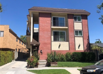 124 S Belmont Street - Photo 1
