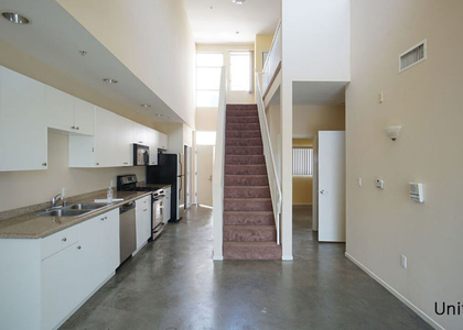 922 W 23rd Street - Photo 1