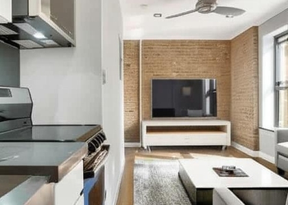 2100 2nd avenue - Photo 1