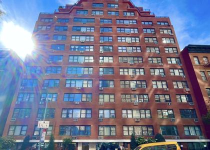 236 East 36th Street Apartment - Photo 1