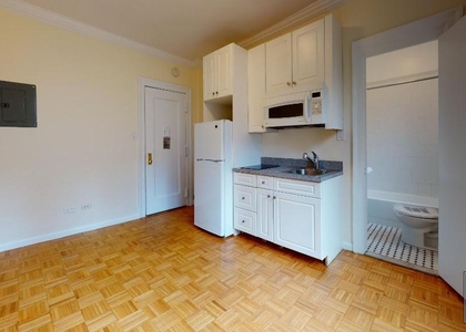 305 West 45th Street Apartment - Photo 1
