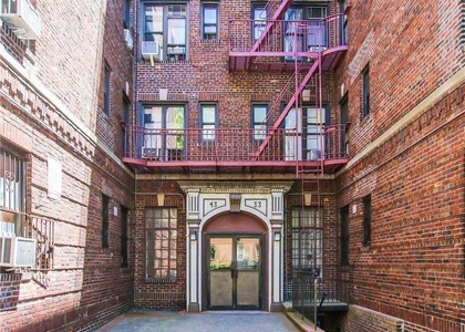 43-33 48 Street - Photo 1