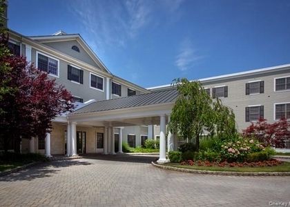61 Bryant Avenue - Photo 1