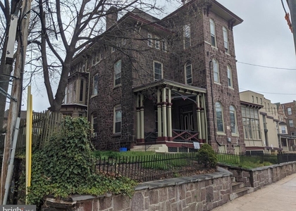 4041 Baltimore Avenue - Photo 1