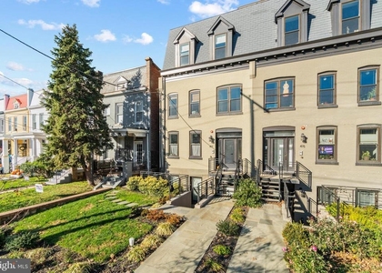 417 Randolph Street Nw - Photo 1