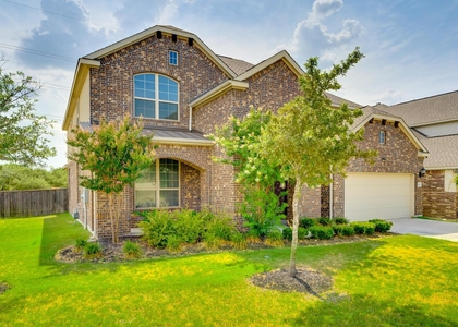 845 Richardson Ln - Photo 1