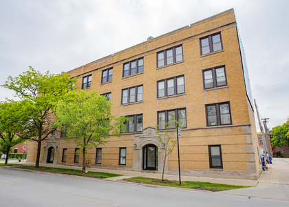 6150 N Ravenswood Avenue - Photo 1