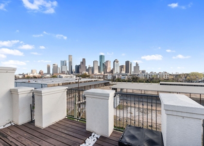 1708 Dart Street - Photo 1