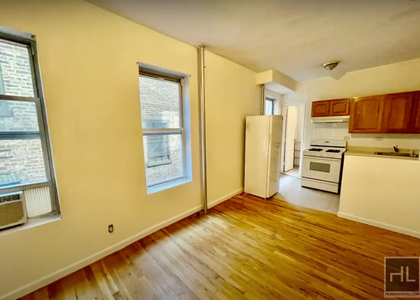 East 11th Street - Photo 1