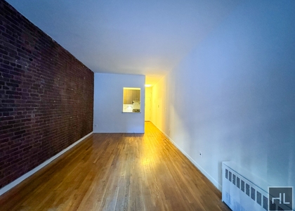 East 80th Street - Photo 1
