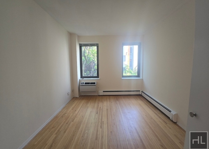 West 52nd Street - Photo 1