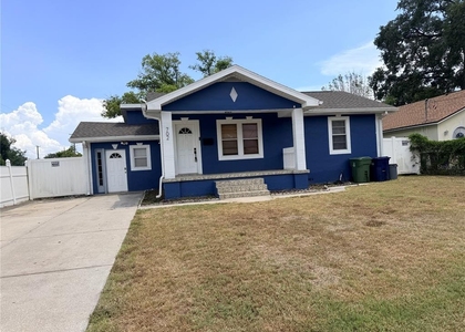 702 W Peninsular Street - Photo 1