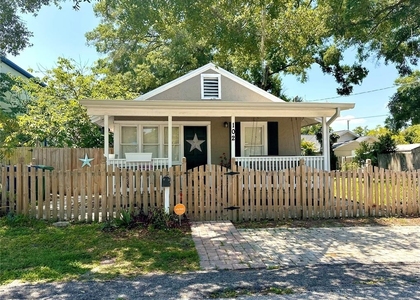 102 W Elm Street - Photo 1