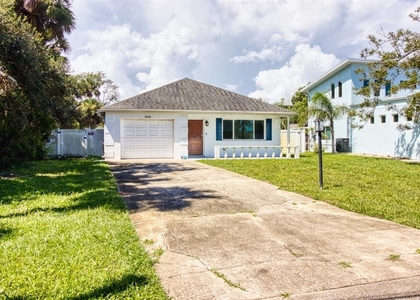 5242 Riverside Drive - Photo 1