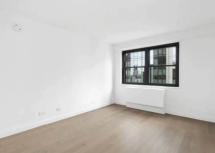 39 street 2nd ave - Photo 1