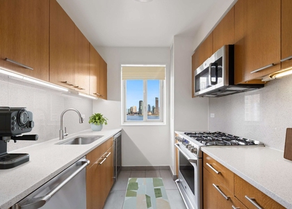Copy of 3rd Ave - Photo 1