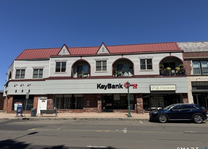 1022 Main Street - Photo 1