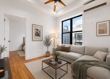 279 Kosciuszko Street - Photo 1