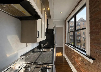 410 East 13th Street - Photo 1
