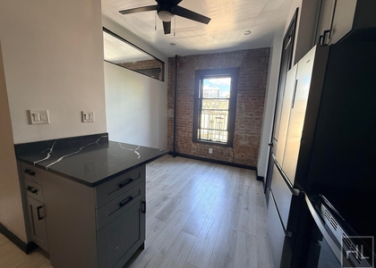 2nd Avenue - Photo 1