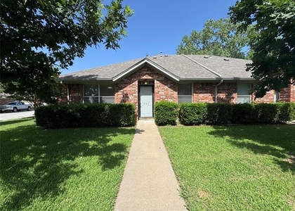 957 Austin Court - Photo 1