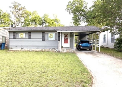 1032 W Florence Street - Photo 1