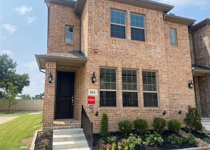 801 Ponds Edge Lane - Photo 1