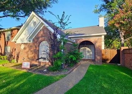 500 Lake Forest Drive - Photo 1